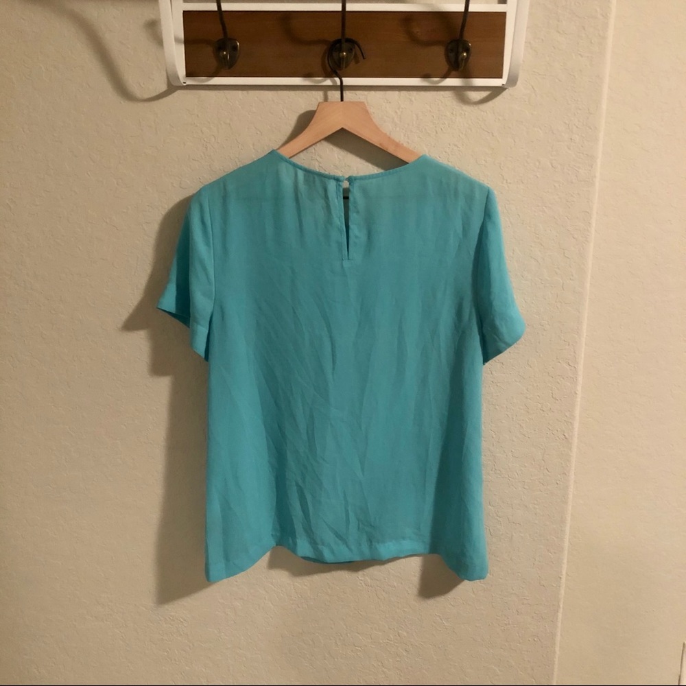Worthington Egg Blue Round Neck Medium Blouse - Picture 2 of 5
